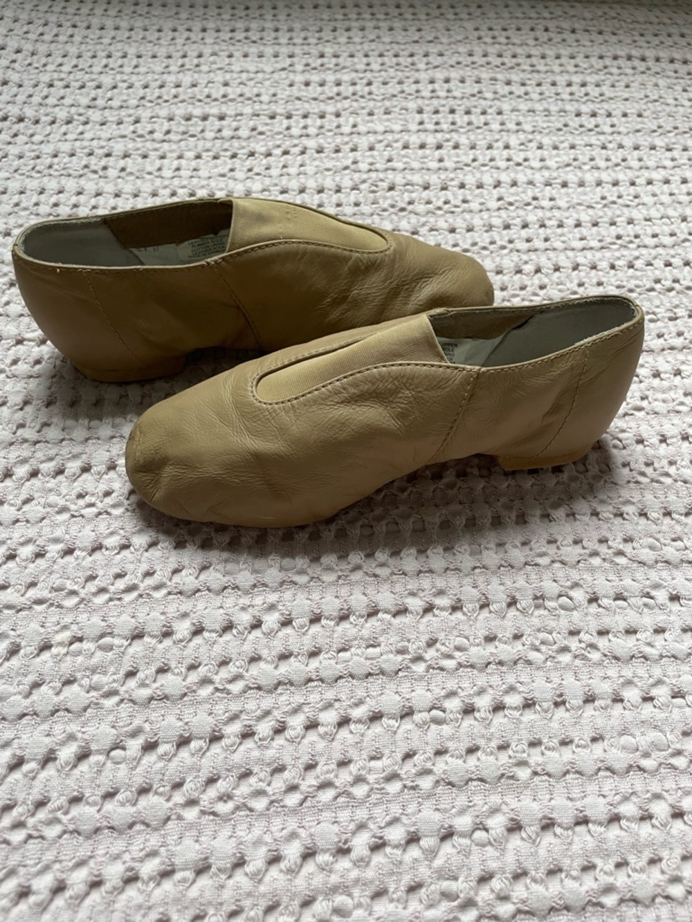 Bloch Super Jazz Tan Leather Slip-On Jazz Dance Shoes Girls Size 5